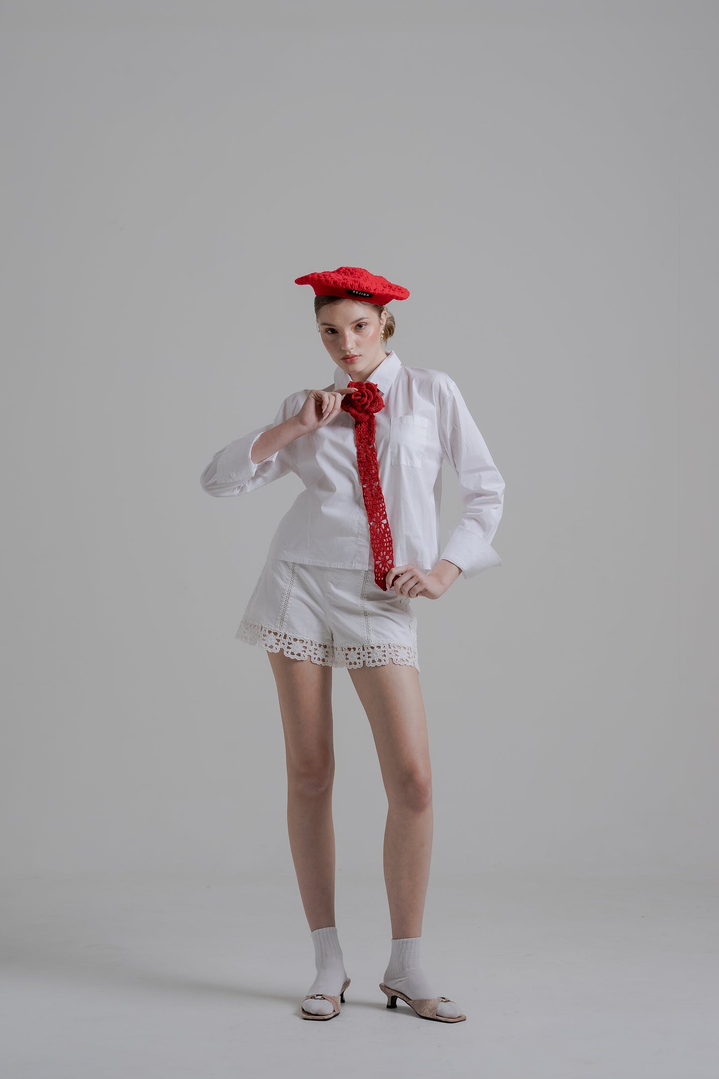 Granny Rosette Tie in Red