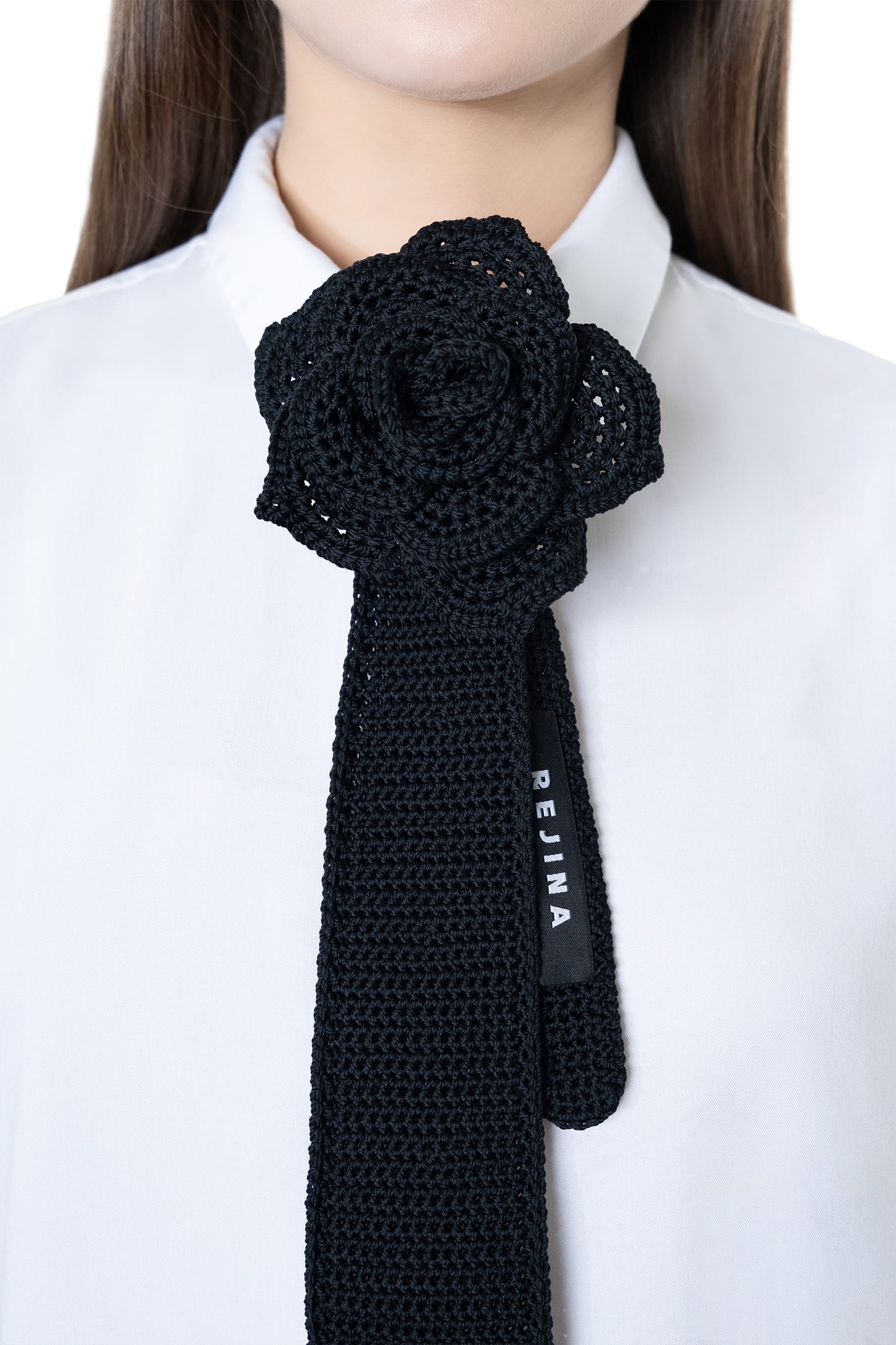 Rosette Tie in Black